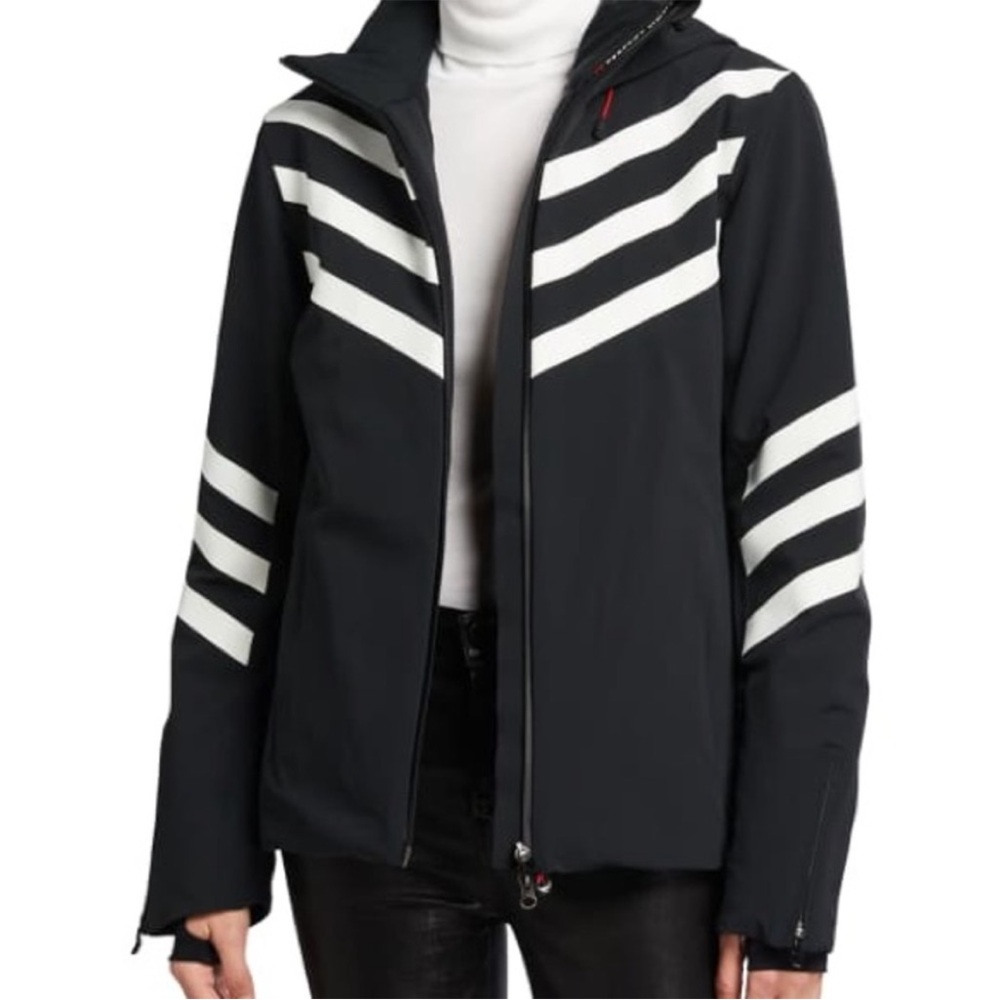 Perfect Moment Chevron Black and White Ski or Snowboard Jacket XS